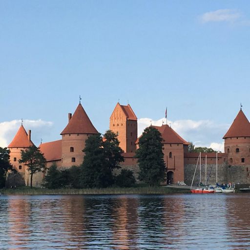 lituania-trakai-castelo.jpg