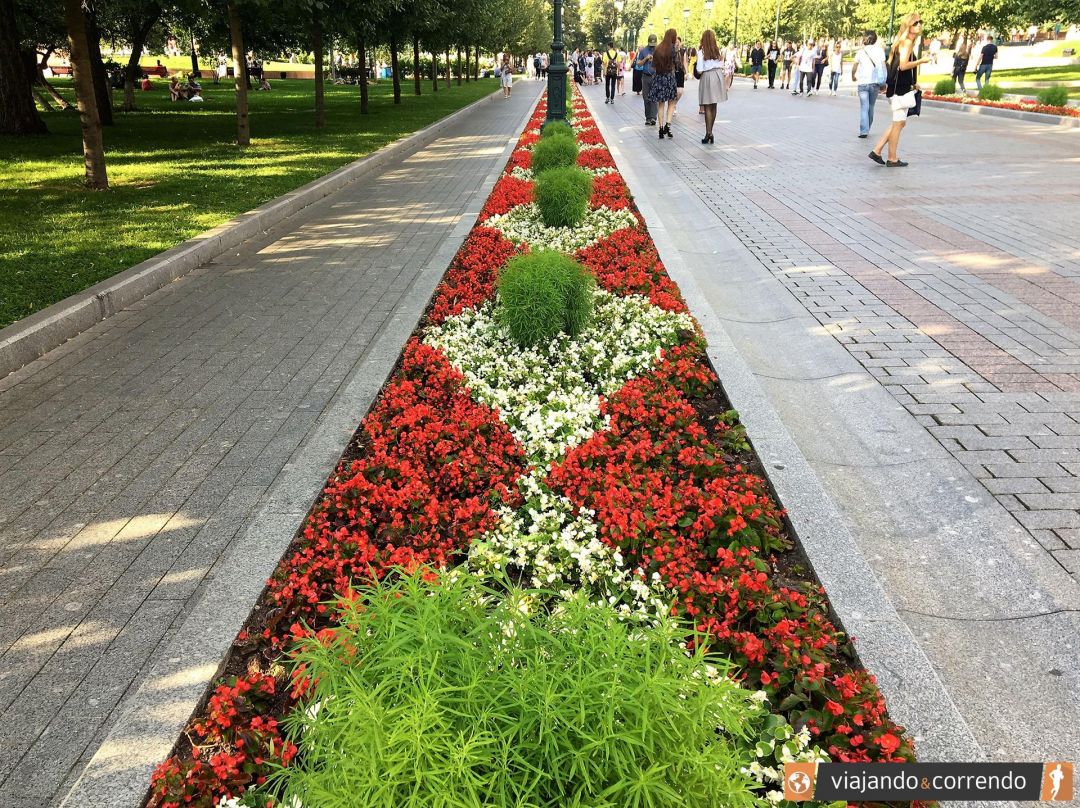 russia-moscou-kremlin-jardim-site.jpg